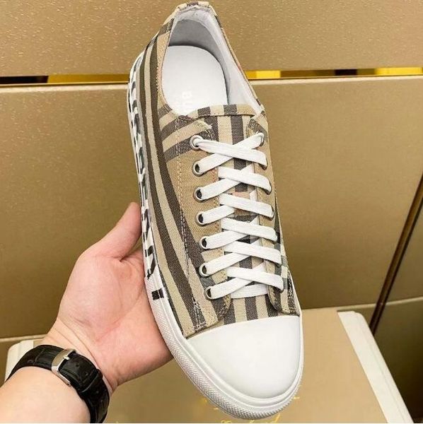 vintage men print check sneakers two-tone cotton gabardine flats shoe printed lettering plaid calfskin canvas trainers bio-based rubber bott, Black
vintage men print check sneakers two-tone cotton gabardine flats shoe printed lettering plaid calfskin canvas trainers bio-based rubber bott, Black