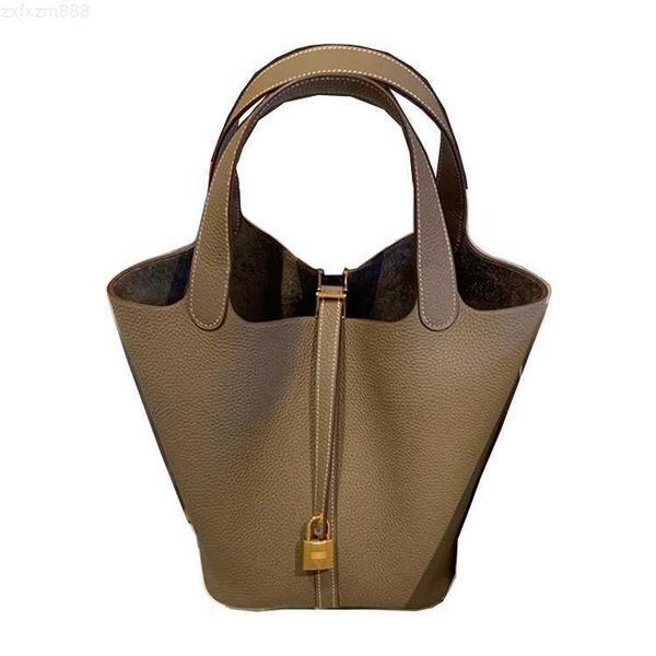 customizable women's bag 2023 new fashion handbag level cowhide senior hand genuine leather bucket