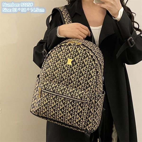wholesale ladies shoulder bag 2 colors large capacity leisure travel backpack vertical wear-resistant leather handbag street trend geometric printing backpacks, Brown- 9225#
wholesale ladies shoulder bag 2 colors large capacity leisure travel backpack vertical wear-resistant leather handbag street trend geometric printing backpacks, Brown- 9225#