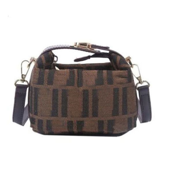 designer evening bag fashion luxury shoulder bags online suitcases handbag armpit womens vintage hand crossbody luggages 0525f
designer evening bag fashion luxury shoulder bags online suitcases handbag armpit womens vintage hand crossbody luggages 0525f
