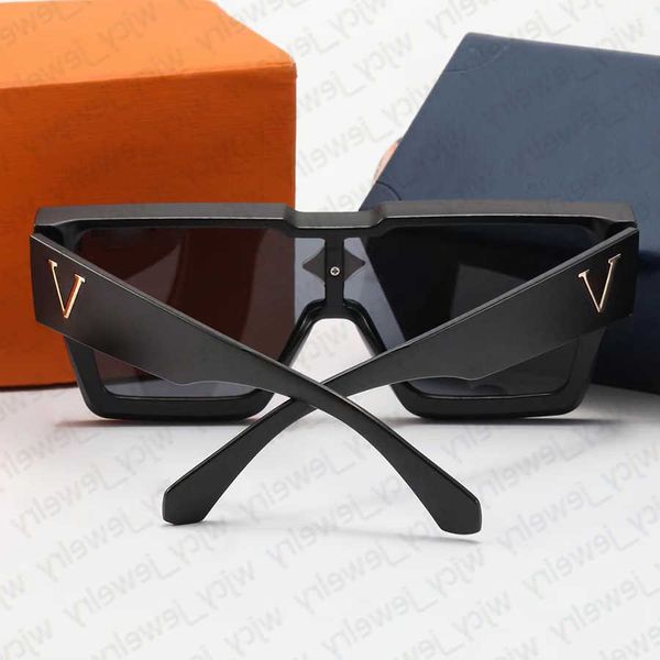 designer sunglasses luxury summer outdoor various style with box for woman fashion glasses rectangle big full frame letter design man women, White;black
designer sunglasses luxury summer outdoor various style with box for woman fashion glasses rectangle big full frame letter design man women, White;black