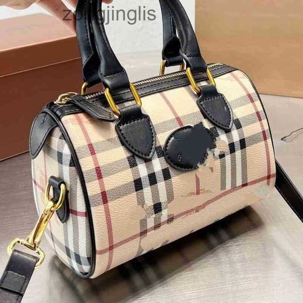b-war middle burbrerys classic horse lattice ladies ancient boston bag pillow mini portable single messenger shoulder bags ofmv
b-war middle burbrerys classic horse lattice ladies ancient boston bag pillow mini portable single messenger shoulder bags ofmv