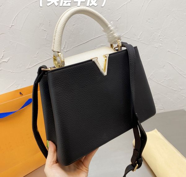 luxury designer bag shoulder handbags quality high fashion women wallets clutch totes crossbody classics metallic letter bags ladies purse 5
luxury designer bag shoulder handbags quality high fashion women wallets clutch totes crossbody classics metallic letter bags ladies purse 5