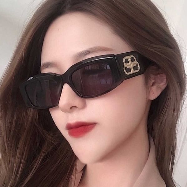 frames 2021 new glasses personality small frame wide leg fashion sunglasses square bb modern sunglasses, White;black
frames 2021 new glasses personality small frame wide leg fashion sunglasses square bb modern sunglasses, White;black