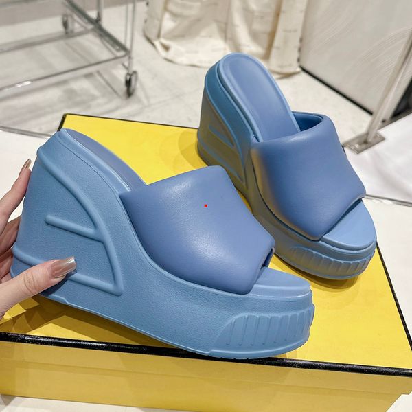 2023 fashion women slippers sandal classic black flat home slipper bathroom leather sandals shoes woman flip flops luxury pantoufles sandale
2023 fashion women slippers sandal classic black flat home slipper bathroom leather sandals shoes woman flip flops luxury pantoufles sandale