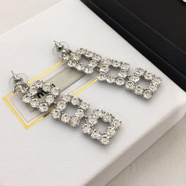 fashion brand jewelry earrings designer letters full of miuu letters crystal feminine fashion rhinestone earrings long ear line, Golden
fashion brand jewelry earrings designer letters full of miuu letters crystal feminine fashion rhinestone earrings long ear line, Golden