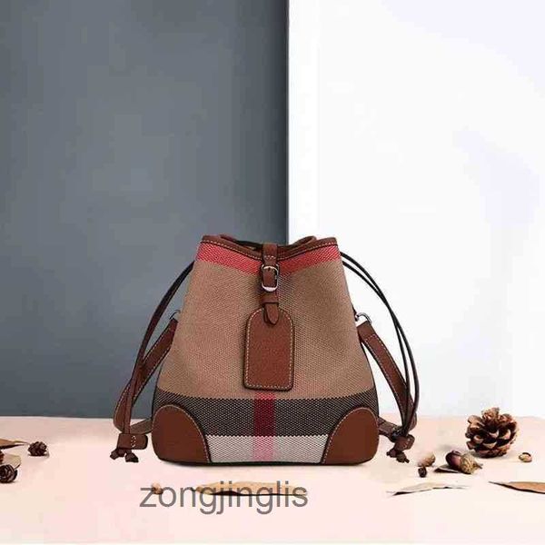 canvas and classic european ladies american high-end bag lattice burbrerys bucket handbag high versatile diagonal straddle women's shou
canvas and classic european ladies american high-end bag lattice burbrerys bucket handbag high versatile diagonal straddle women's shou