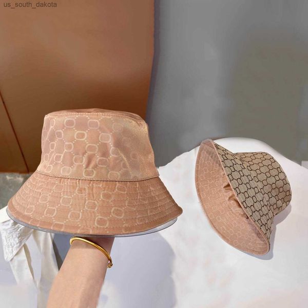 wide brim hats designer reversible bucket hats for men full letters ladies bucket sun hat women sunbonnet beach casquette caps l230523, Blue;gray
wide brim hats designer reversible bucket hats for men full letters ladies bucket sun hat women sunbonnet beach casquette caps l230523, Blue;gray