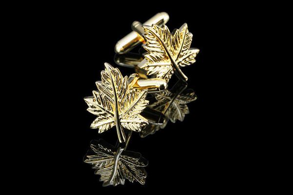cuff links c-man enamel 2 pair/batch gold leaf french shirts jewelry wedding groom men's cufflinks g220525, Silver
cuff links c-man enamel 2 pair/batch gold leaf french shirts jewelry wedding groom men's cufflinks g220525, Silver