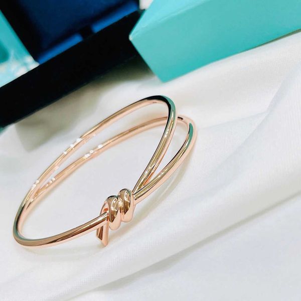 factory designer t bangle t home tie bracelet knot rose gold t home bracelet gu ailing same style som5, Black
factory designer t bangle t home tie bracelet knot rose gold t home bracelet gu ailing same style som5, Black