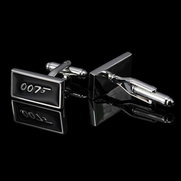 cuff links delivery 007 james bond ghost black and white enamel men's wedding party cufflinks movie jewelry g220525, Silver
cuff links delivery 007 james bond ghost black and white enamel men's wedding party cufflinks movie jewelry g220525, Silver