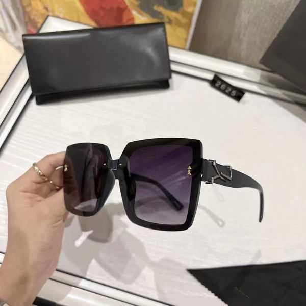 2023 designer sunglasses luxury sunglasses for women men fashion full frame sun glasses anti-uv retro street hip hop driving outdoor sports, White;black
2023 designer sunglasses luxury sunglasses for women men fashion full frame sun glasses anti-uv retro street hip hop driving outdoor sports, White;black