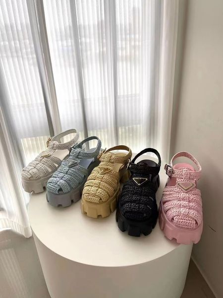 designer sandals shoe leather men's and women's hollowed out breathable sliders flip-flops foam leather bone resin clogs desert ar, Black
designer sandals shoe leather men's and women's hollowed out breathable sliders flip-flops foam leather bone resin clogs desert ar, Black