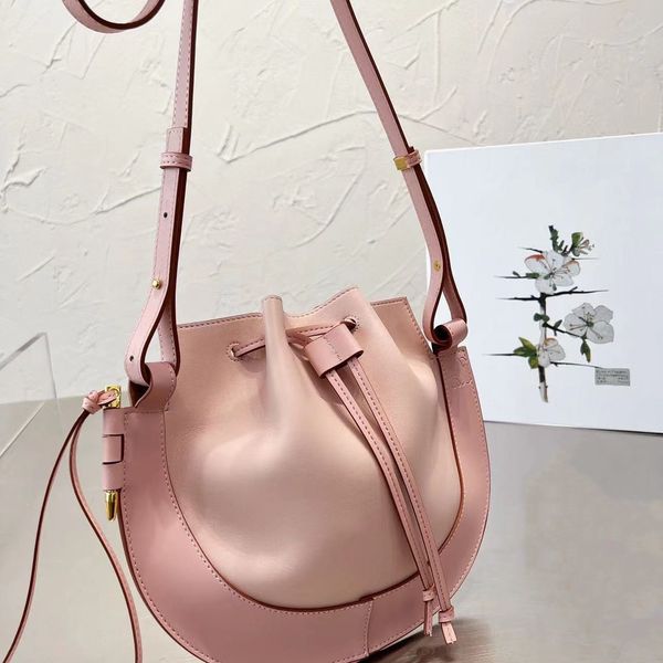 lowe bag lowe puzzle saddles bag designer shoulder handbag women high version cowhide bucket hand wallet fashion large capacity semi-circula
lowe bag lowe puzzle saddles bag designer shoulder handbag women high version cowhide bucket hand wallet fashion large capacity semi-circula