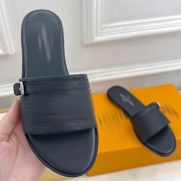 2023 fashion women sandal luxury designer leather ladies sandals summer flat shoes fashion beach women slippers drag slides flip flops women, Black
2023 fashion women sandal luxury designer leather ladies sandals summer flat shoes fashion beach women slippers drag slides flip flops women, Black