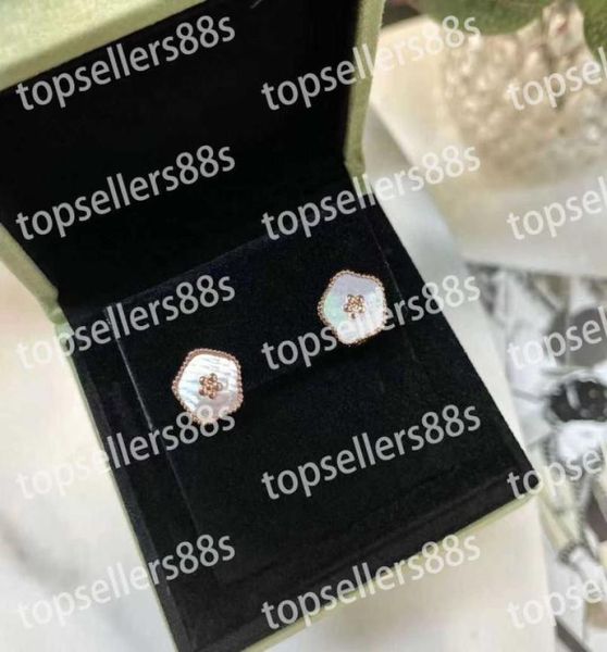 fashion plated rose gold stud earrings 4four clover elegant luxury ear studs earings earring designer for women hip hop high qual7587994, Golden;silver
fashion plated rose gold stud earrings 4four clover elegant luxury ear studs earings earring designer for women hip hop high qual7587994, Golden;silver