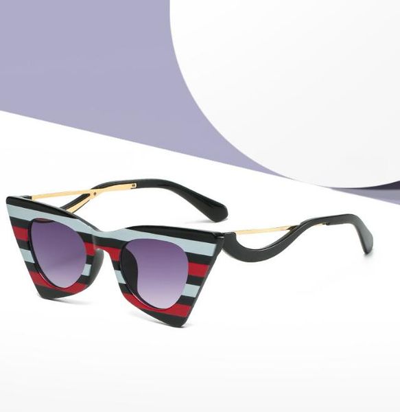 new color cat's eye twist shape leg superclear women's sunglass personality men's travel discoloration sunglasses popular sha, White;black
new color cat's eye twist shape leg superclear women's sunglass personality men's travel discoloration sunglasses popular sha, White;black