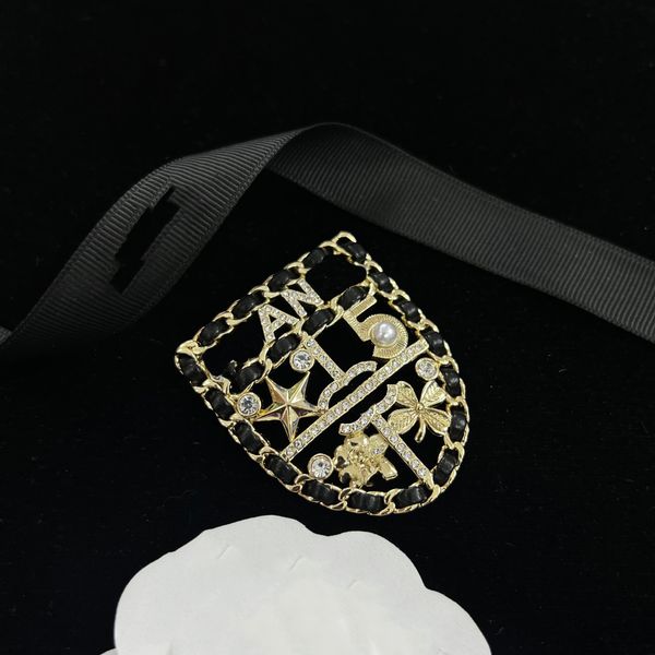 designer 2023 latest pins brooches ccity luxury pin women jewelry gold high-quality woman men brooche 58, Gray
designer 2023 latest pins brooches ccity luxury pin women jewelry gold high-quality woman men brooche 58, Gray