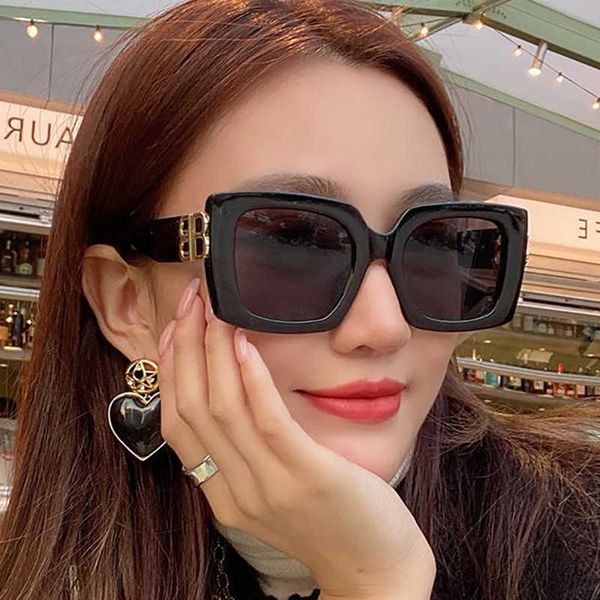 frames 2021 fashion new large frame sunglasses hollowed out bb square sunglasses female personality, White;black
frames 2021 fashion new large frame sunglasses hollowed out bb square sunglasses female personality, White;black