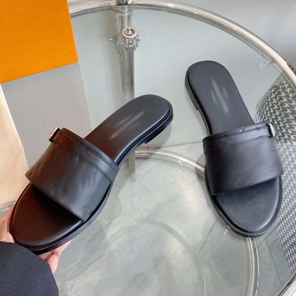 2023 fashion women's slippers platform perforated sandal summer shoe r womens slippers candy colors clear beach slippers high heel size, Black
2023 fashion women's slippers platform perforated sandal summer shoe r womens slippers candy colors clear beach slippers high heel size, Black