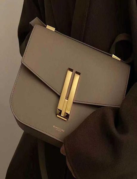 evening bags demellier british minority tofu bag women039s 2022 new fashion leather one shoulder cross body small square bag df2568596
evening bags demellier british minority tofu bag women039s 2022 new fashion leather one shoulder cross body small square bag df2568596