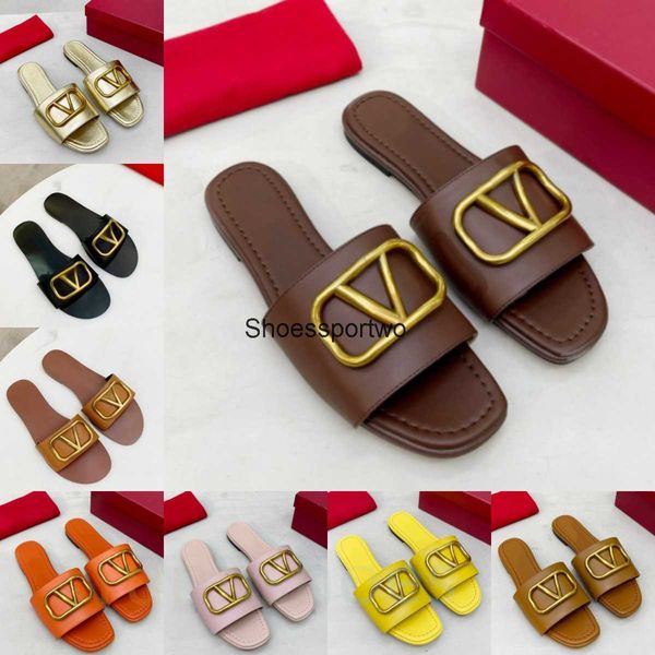 2022 designer sandals classic fashion new ladies sandals v signature grain leather decorative element slippers, Black
2022 designer sandals classic fashion new ladies sandals v signature grain leather decorative element slippers, Black