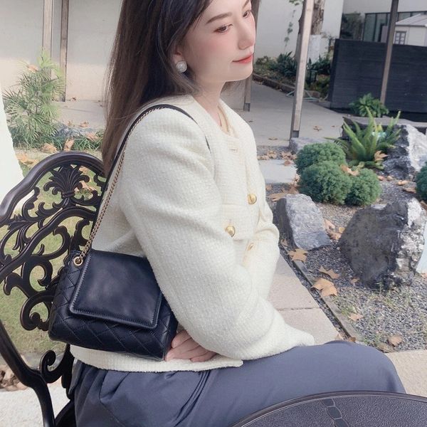 designer flap bag luxury crossbody bag handbag genuine leather evening bag 18cm 672738 level replication shoulder bag with box wy023
designer flap bag luxury crossbody bag handbag genuine leather evening bag 18cm 672738 level replication shoulder bag with box wy023