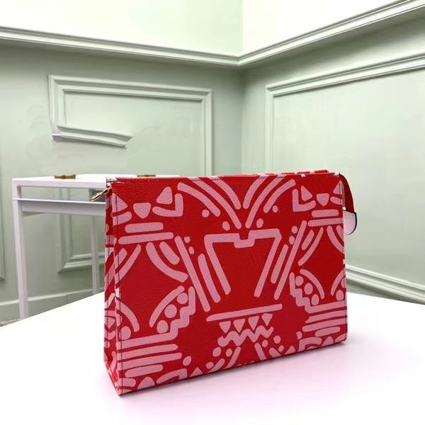 2023 new luxury designer clutch men's and women's high-end bag pattern alphabet fashion luxury handbag zipper handbag
2023 new luxury designer clutch men's and women's high-end bag pattern alphabet fashion luxury handbag zipper handbag