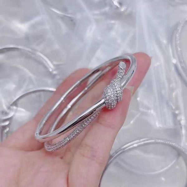 factory designer t bangle t home tie bracelet knot rose gold t home bracelet gu ailing same style 87zr, Black
factory designer t bangle t home tie bracelet knot rose gold t home bracelet gu ailing same style 87zr, Black