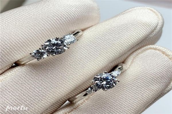 modern simple and natural women039s with trend caibao jewelry 925 silver inlaid mosan diamond ring3334243
modern simple and natural women039s with trend caibao jewelry 925 silver inlaid mosan diamond ring3334243