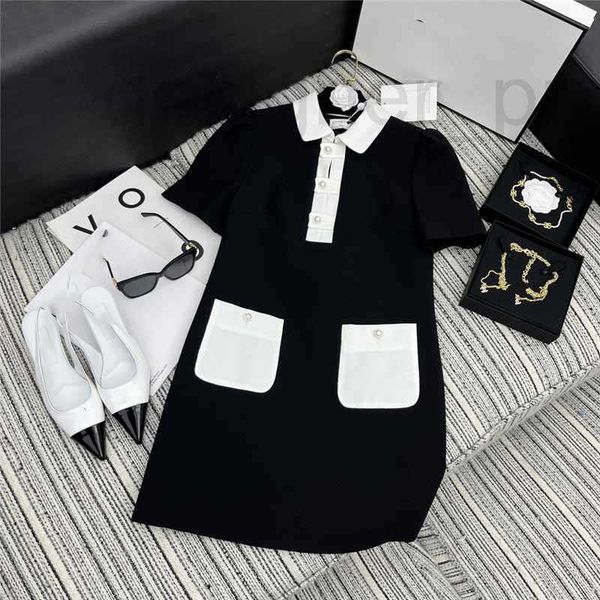 urban dresses designer 2023 spring/summer new chic pearl buckle reduced age polo collar contrast pocket short sleeve dress rfhc, White;black
urban dresses designer 2023 spring/summer new chic pearl buckle reduced age polo collar contrast pocket short sleeve dress rfhc, White;black