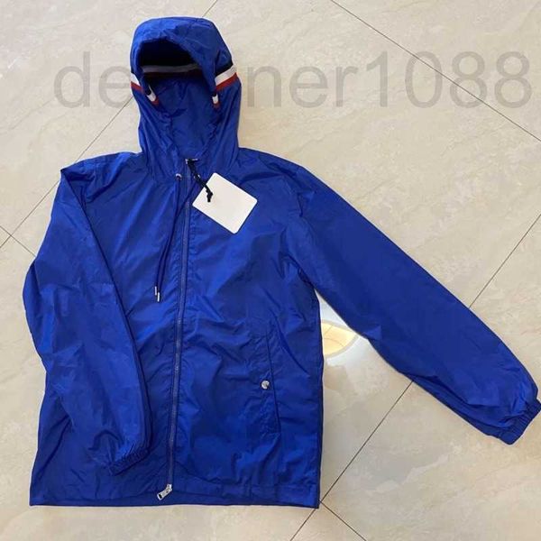 designer m mens jacket nylon waterproof hooded jackets embroidered armband zipper coat light workwear men cardigan coats khqr, Black;brown
designer m mens jacket nylon waterproof hooded jackets embroidered armband zipper coat light workwear men cardigan coats khqr, Black;brown