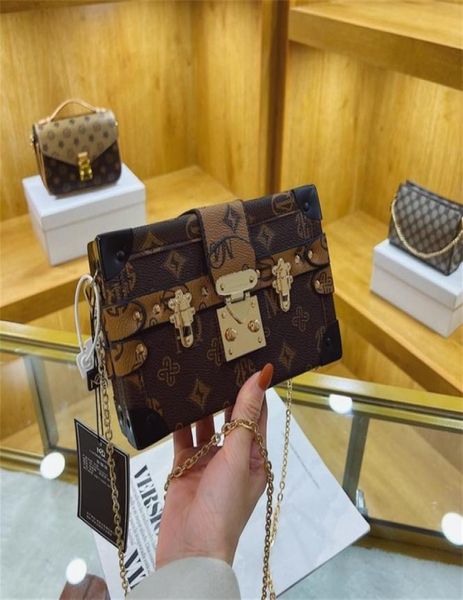 bag new small square versatile one shoulder messenger box printed chain women039s bag8965048
bag new small square versatile one shoulder messenger box printed chain women039s bag8965048