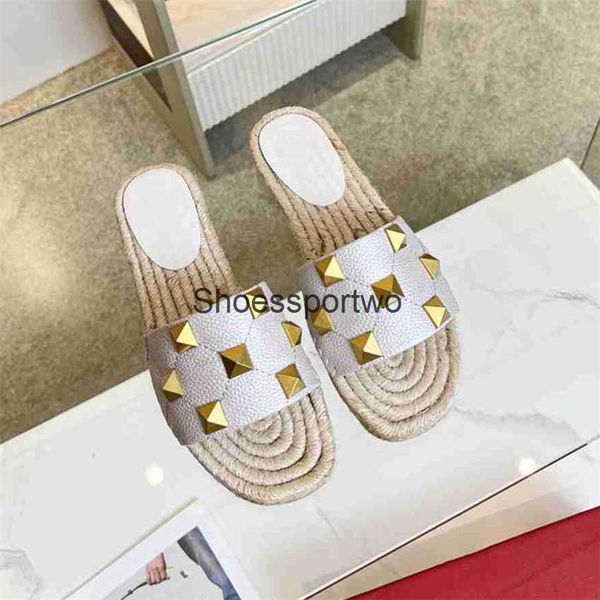 fashion slippers 2023 luxury design summer men's and women's flats thick soled leather rubber lettering casual cartoon beach slipp, Black
fashion slippers 2023 luxury design summer men's and women's flats thick soled leather rubber lettering casual cartoon beach slipp, Black