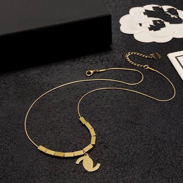 2023 designer for women luxury pendant necklaces heart shape pearl choker gold necklace letter ccity classic jewelry accessories 3355, Silver
2023 designer for women luxury pendant necklaces heart shape pearl choker gold necklace letter ccity classic jewelry accessories 3355, Silver