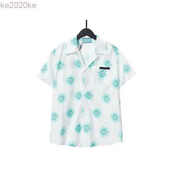 22ss summer designer men's hawaii short-sleeved silk bowling shirt casual shirts vintage lines of this luxury short sleeve dress i5cm 1, White;black
22ss summer designer men's hawaii short-sleeved silk bowling shirt casual shirts vintage lines of this luxury short sleeve dress i5cm 1, White;black