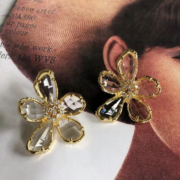 medieval antique flower cut crystal zircon 925 silver needle earrings electroplated with true gold copper claw set diamond earrings, Golden
medieval antique flower cut crystal zircon 925 silver needle earrings electroplated with true gold copper claw set diamond earrings, Golden