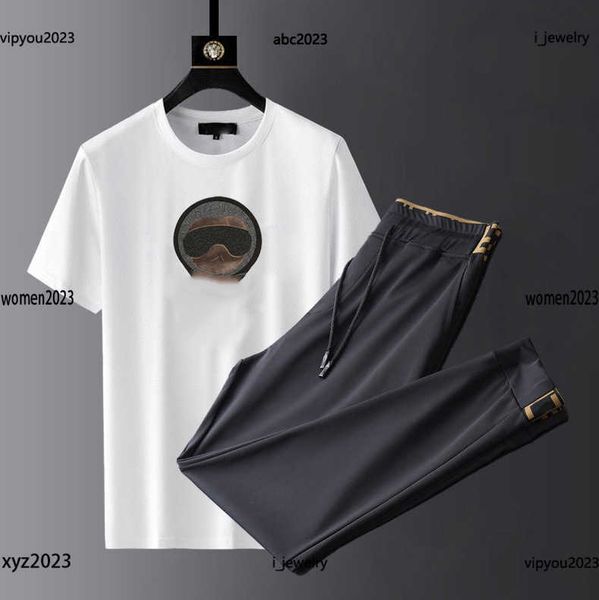 man tracksuits sports suit summer sets size -3xl 2pcs sunglasses character print short sleeved t-shirt and lace up pants, Gray
man tracksuits sports suit summer sets size -3xl 2pcs sunglasses character print short sleeved t-shirt and lace up pants, Gray