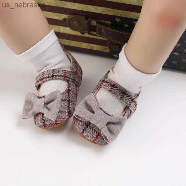 first walkers first walkers 2021 baby girls princess shoes bow spring autumn toddlers prewalkers striped infant soft bottom 018m l230518
first walkers first walkers 2021 baby girls princess shoes bow spring autumn toddlers prewalkers striped infant soft bottom 018m l230518
