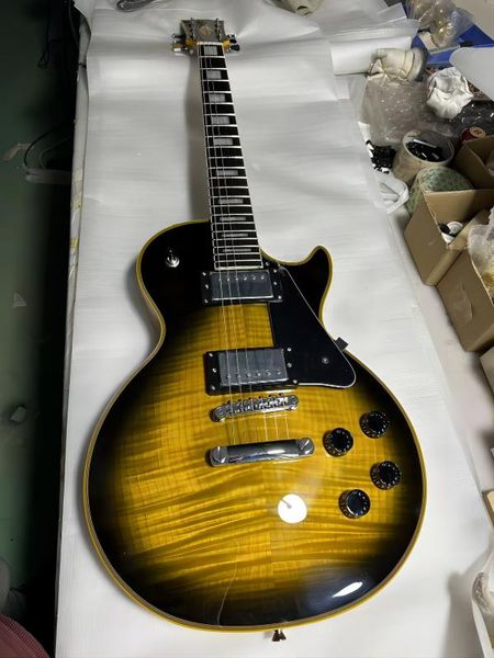 aged/relic electric guitar nitro finish peter green garrymoore lemonburst 1 piece body and neck frets binding quality guitar cool bridge456
aged/relic electric guitar nitro finish peter green garrymoore lemonburst 1 piece body and neck frets binding quality guitar cool bridge456