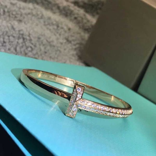factory designer t bangle t family t home bracelet sterling silver rose gold tline wide full diamond bracelet women and men couples fashion, Black
factory designer t bangle t family t home bracelet sterling silver rose gold tline wide full diamond bracelet women and men couples fashion, Black