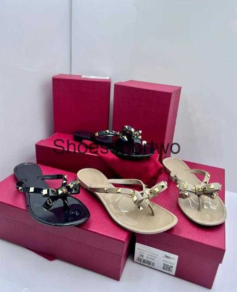 flip flops summer new style europe united states brand designer rivets bow sandals shoes women sandals high quality, Black
flip flops summer new style europe united states brand designer rivets bow sandals shoes women sandals high quality, Black