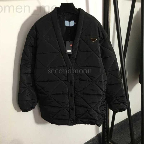 women's jackets designer v neck cotton jacketwinter windproof badge designer outerwear woman luxury coats 35dd, Black;brown
women's jackets designer v neck cotton jacketwinter windproof badge designer outerwear woman luxury coats 35dd, Black;brown