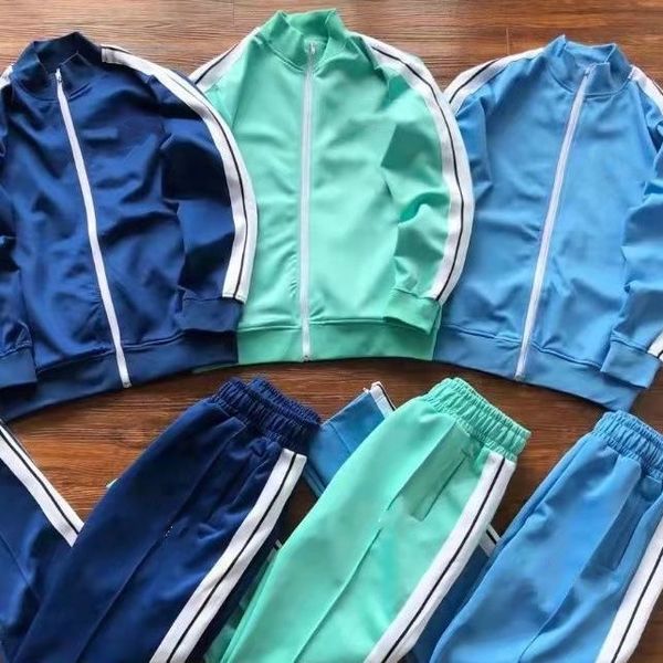 mens tracksuits sweater trousers set designer zip streetwear sweatshirts quality sports suit plush letter decoration thick hoodies men pants, Gray
mens tracksuits sweater trousers set designer zip streetwear sweatshirts quality sports suit plush letter decoration thick hoodies men pants, Gray