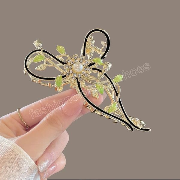 crystal flowers bowknot hair clip elegant women's metal ponytail clip geometric fashion vintage headpiece summer accessory, Slivery;white
crystal flowers bowknot hair clip elegant women's metal ponytail clip geometric fashion vintage headpiece summer accessory, Slivery;white