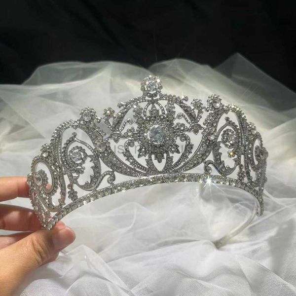 other fashion accessories luxury aaa cubic zircon wedding hair tiara crystal bridal crown rhinestone diadem veil tiaras wedding hair accesso, Silver
other fashion accessories luxury aaa cubic zircon wedding hair tiara crystal bridal crown rhinestone diadem veil tiaras wedding hair accesso, Silver