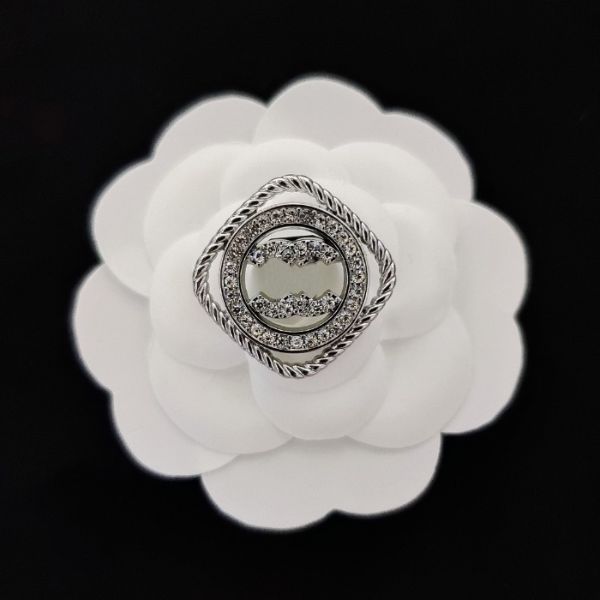 designer fashion pins brooches brass material no fading small bee brooch male female same style c double letter brooches, Gray
designer fashion pins brooches brass material no fading small bee brooch male female same style c double letter brooches, Gray