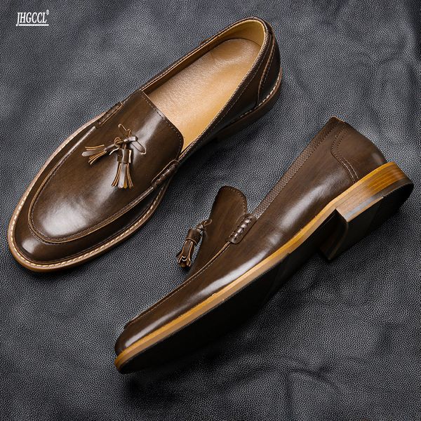 amerikaanse stijl man casual schoenen comfortabele mode luxe instappers heren lederen schoenen large size party and wedding shoes a9, Black
amerikaanse stijl man casual schoenen comfortabele mode luxe instappers heren lederen schoenen large size party and wedding shoes a9, Black