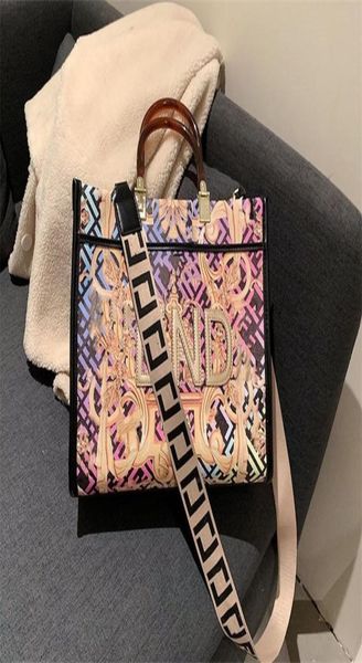 70 off online single messenger large shopping fashion leisure color painting3174322
70 off online single messenger large shopping fashion leisure color painting3174322