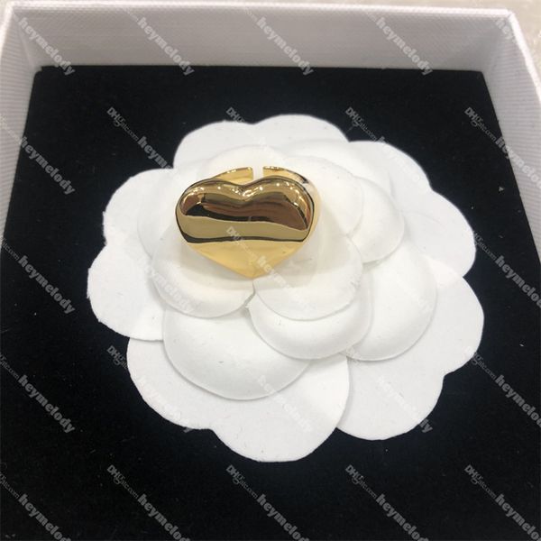 gold love ring letter steel seal ring women personality designer heart rings with box, Silver
gold love ring letter steel seal ring women personality designer heart rings with box, Silver